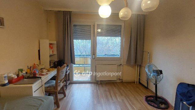 Eladó panellakás, Budapesten, XV. kerületben 72 M Ft, 3 szobás