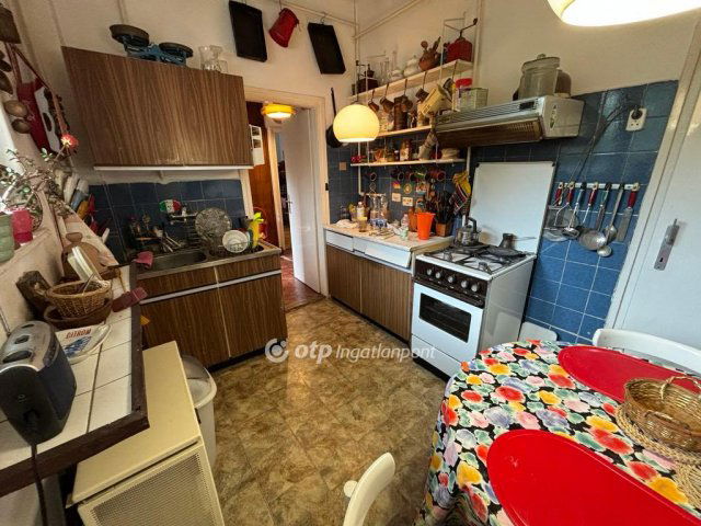 Eladó téglalakás, Miskolcon 41.9 M Ft, 3 szobás