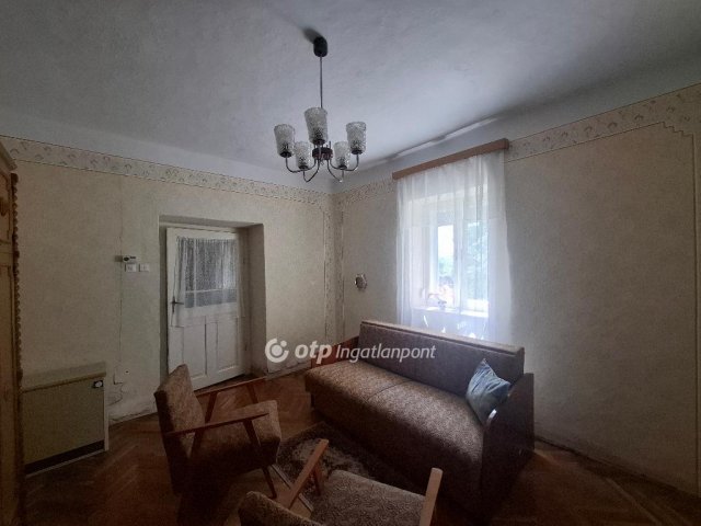 Eladó családi ház, Mezőszemerén 11 M Ft, 3 szobás