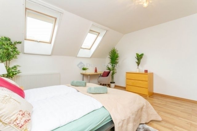 Eladó téglalakás, Budapesten, VI. kerületben 114.9 M Ft