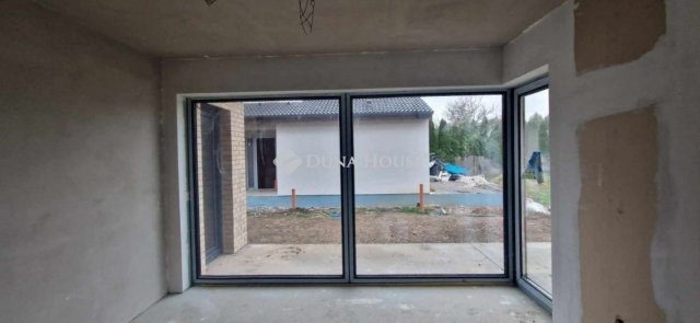 Eladó családi ház, Szegeden 231.874 M Ft, 5 szobás