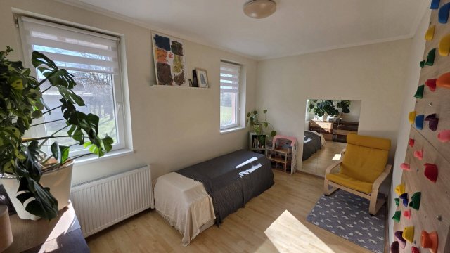 Eladó sorház, Délegyházán 73.9 M Ft, 2+2 szobás