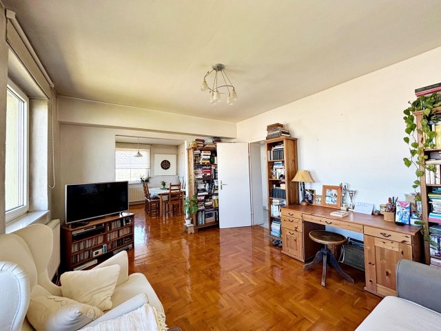 Eladó téglalakás, Budapesten, XV. kerületben 92.9 M Ft, 4 szobás