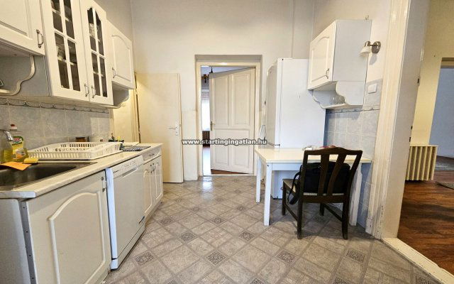 Eladó családi ház, Budapesten, IV. kerületben, Attila utcában