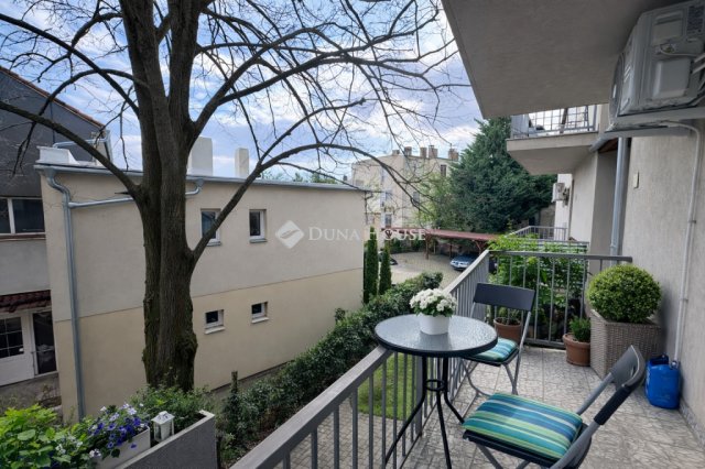 Eladó téglalakás, Pécsett, Hunyadi János utcában 56 M Ft