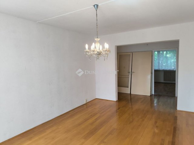 Eladó panellakás, Győrött 44 M Ft, 2 szobás
