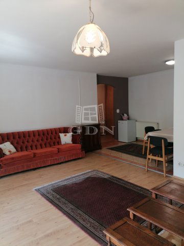 Kiadó téglalakás, albérlet, Szegeden 170 E Ft / hó, 2 szobás