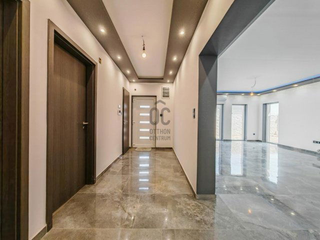 Eladó családi ház, Ráckevén 110 M Ft, 4 szobás