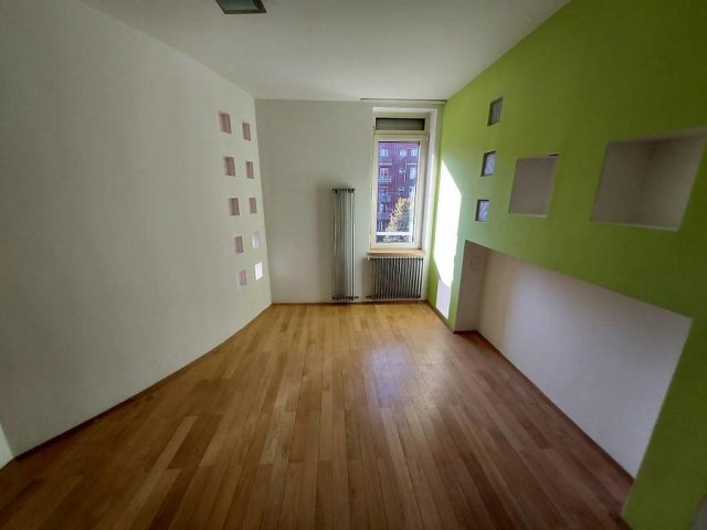 Eladó téglalakás, Budapesten, IX. kerületben 110 M Ft, 2 szobás