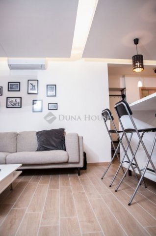 Eladó téglalakás, Budapesten, VII. kerületben 110 M Ft, 3 szobás