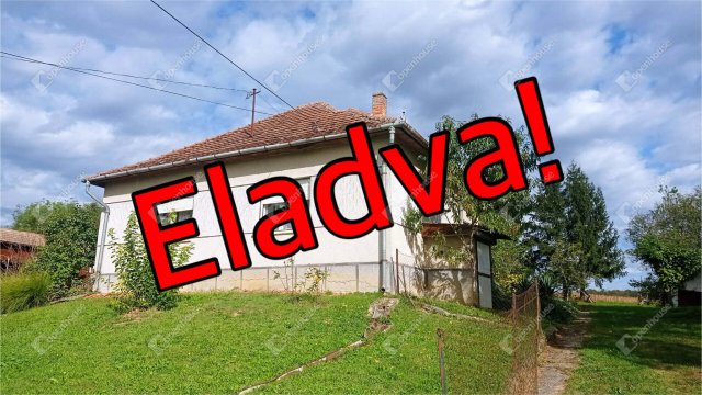 Eladó családi ház, Nován 13.5 M Ft, 3 szobás