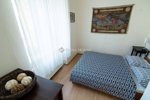 Eladó téglalakás, Budapesten, II. kerületben 90 M Ft, 2 szobás