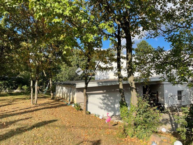 Eladó családi ház, Nagykovácsiban 279 M Ft, 5 szobás