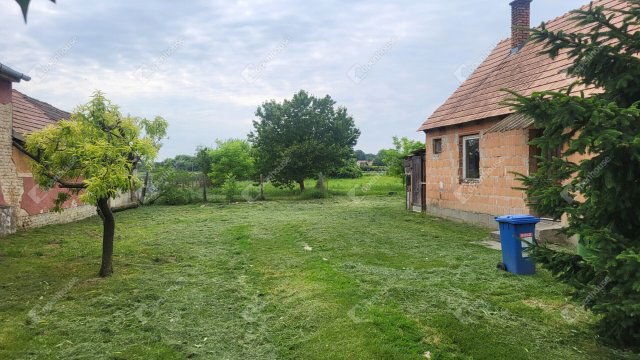 Eladó családi ház, Nagyberkin 11 M Ft, 2 szobás