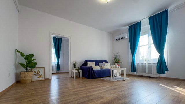 Eladó téglalakás, XX. kerületben, Kende Kanuth utcában