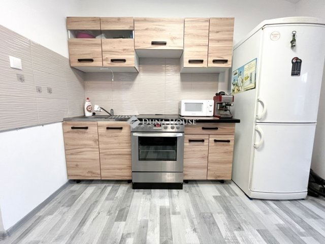 Eladó téglalakás, Budapesten, XX. kerületben 33.5 M Ft, 1 szobás