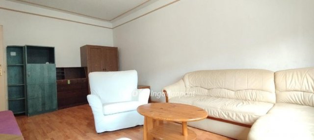 Eladó panellakás, Jászberényben 27.8 M Ft, 1+1 szobás