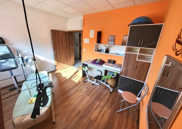 Kiadó üzlethelyiség, Tatabányán 95 E Ft / hó, 1+1 szobás