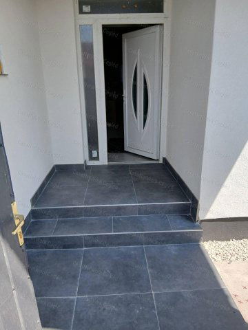 Eladó családi ház, Cegléden 132.9 M Ft, 4 szobás