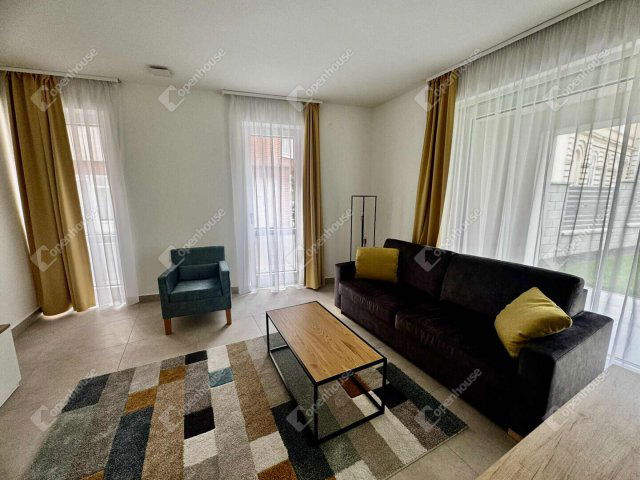 Kiadó téglalakás, albérlet, Székesfehérvárott 320 E Ft / hó