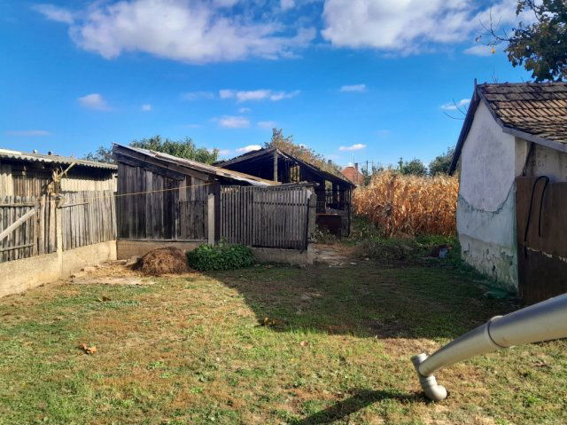 Eladó családi ház, Hajdúböszörményen 34 M Ft, 2 szobás