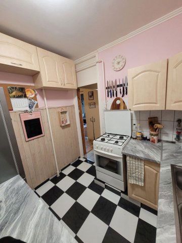 Eladó téglalakás, Nyíregyházán 44.99 M Ft, 3 szobás