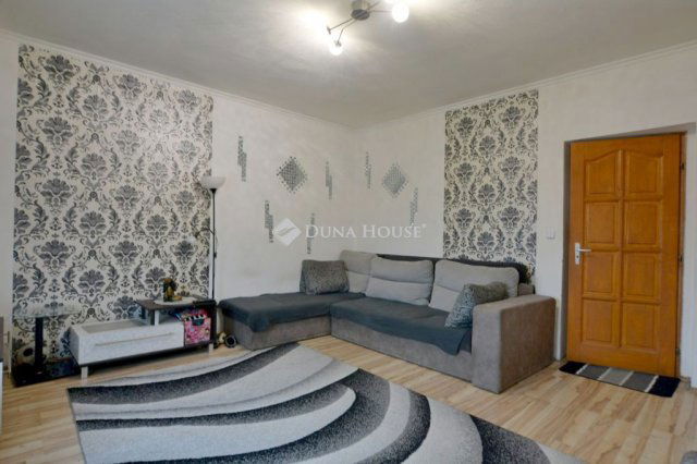 Eladó családi ház, Helvécián 56 M Ft, 5 szobás