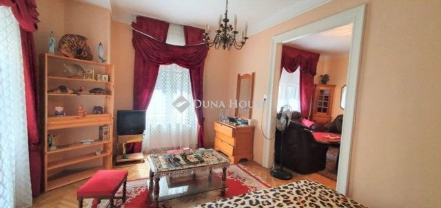 Eladó téglalakás, Budapesten, XIV. kerületben 110 M Ft, 4 szobás
