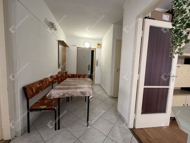 Eladó panellakás, Székesfehérvárott 49 M Ft, 2 szobás