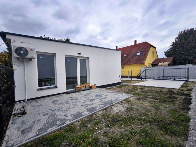 Eladó családi ház, Bőnyön 65.8 M Ft, 4 szobás