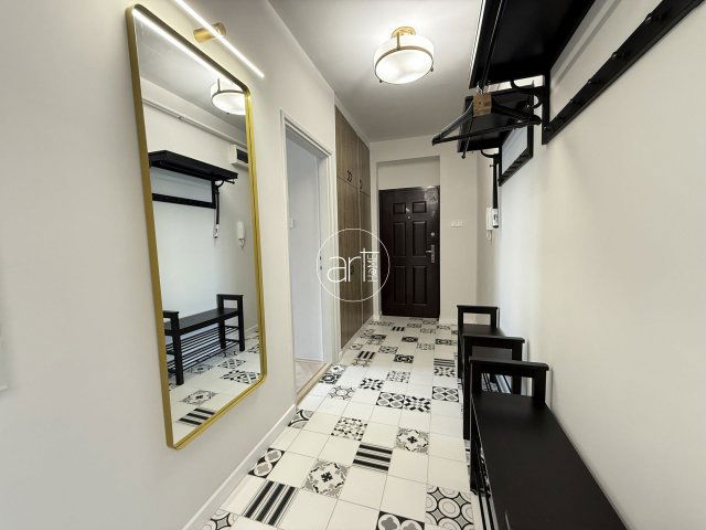 Kiadó téglalakás, albérlet, Szegeden, Dugonics téren, 4 szobás