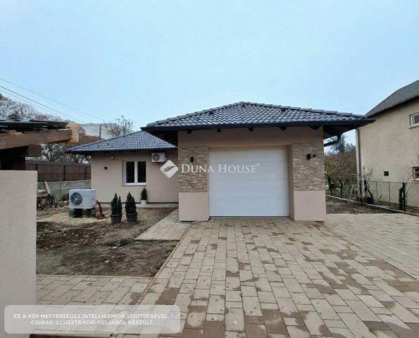 Eladó családi ház, Budapesten, XVI. kerületben, Kolozs utcában