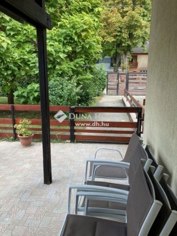 Eladó családi ház, Budapesten, III. kerületben 399 M Ft