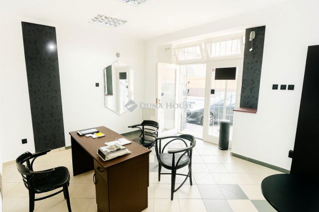 Kiadó üzlethelyiség, Debrecenben 110 E Ft / hó