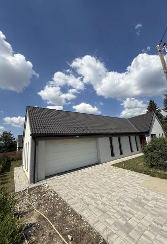 Eladó családi ház, Biatorbágyon 219 M Ft, 6+1 szobás