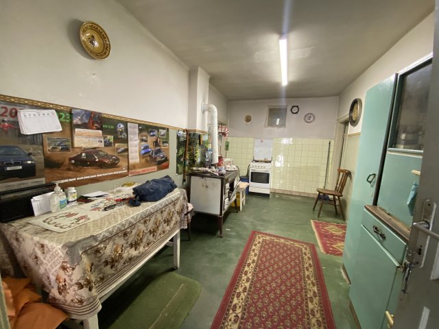 Eladó családi ház, Ramocsaházán 9 M Ft, 2 szobás