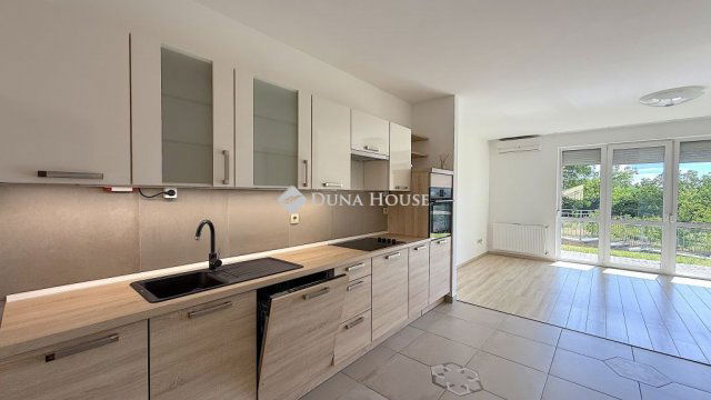 Kiadó téglalakás, albérlet, Dunakeszin 250 E Ft / hó, 2 szobás