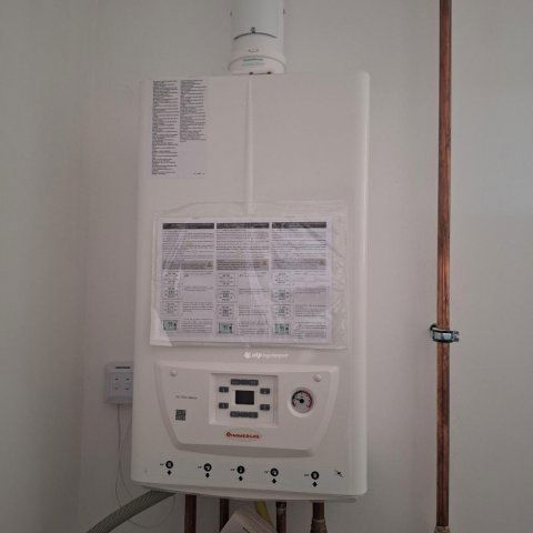 Eladó családi ház, Fóton 99.9 M Ft, 3+2 szobás