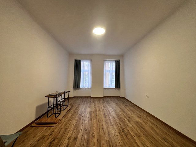 Kiadó téglalakás, albérlet, VIII. kerületben, Vas utcában