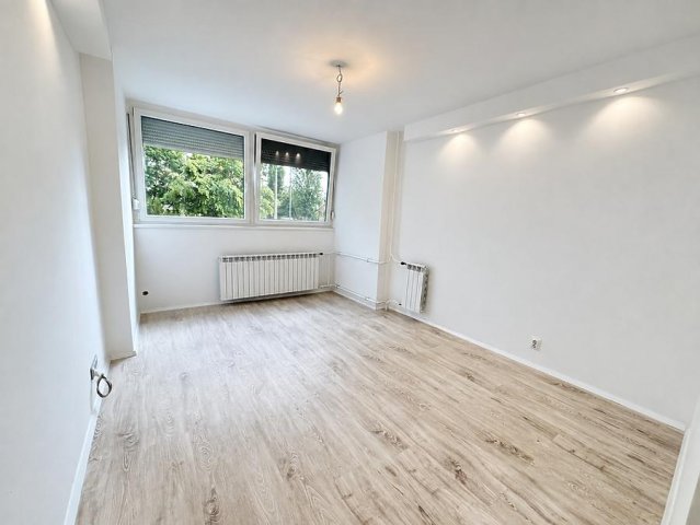Eladó panellakás, Budapesten, IV. kerületben, Nyár utcában