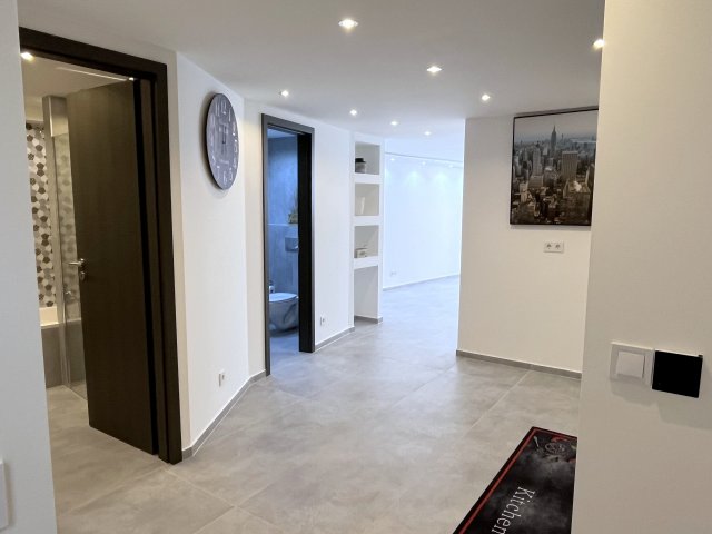 Eladó téglalakás, VIII. kerületben, Füvészkert utcában