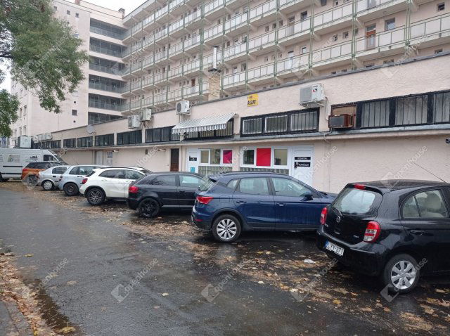 Kiadó üzlethelyiség, Zalaegerszegen 650 E Ft / hó, 1 szobás