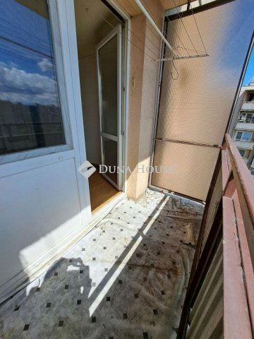 Eladó panellakás, Miskolcon 27.5 M Ft, 3 szobás