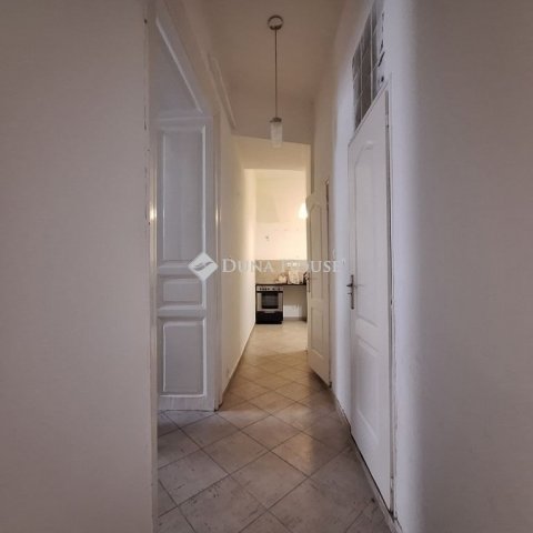 Eladó téglalakás, Budapesten, VIII. kerületben 53.9 M Ft