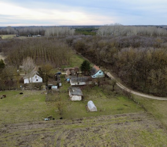 Eladó családi ház, Ágasegyházán 32 M Ft, 6 szobás