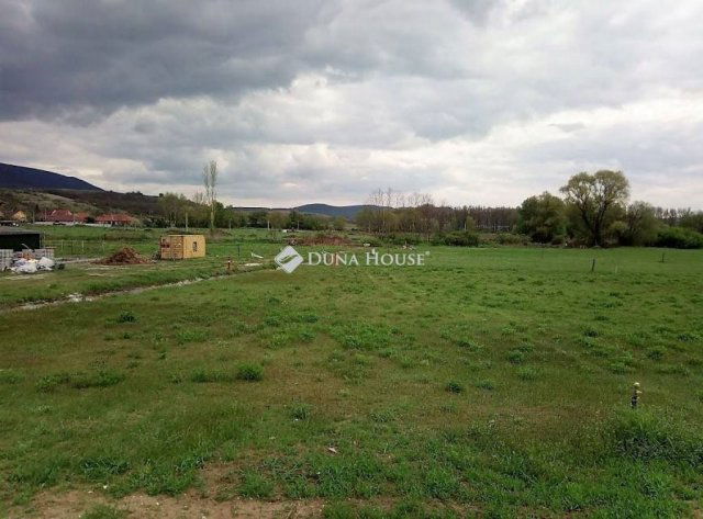 Eladó telek, Kesztölcön 16.5 M Ft / költözzbe.hu