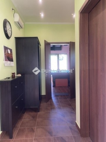 Eladó családi ház, Piliscsabán 101 M Ft, 2 szobás