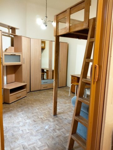 Eladó téglalakás, Budapesten, XIV. kerületben, Kerepesi úton