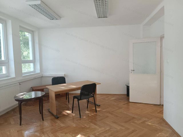 Kiadó iroda, Oroszlányban 90 E Ft / hó, 1 szobás