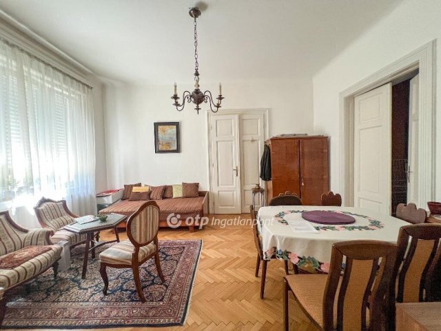 Eladó téglalakás, Budapesten, I. kerületben 199.9 M Ft, 3 szobás